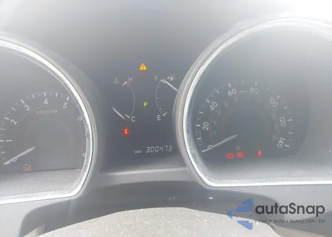 2010 Toyota Highlander Se V6 z USA, uszkodzony, nr VIN 5TDJK3EH1AS008556